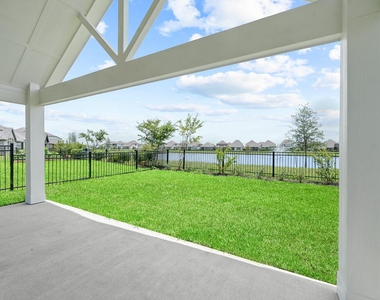 832 Sarasota Shore Drive - Photo Thumbnail 47