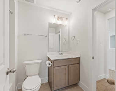 832 Sarasota Shore Drive - Photo Thumbnail 41