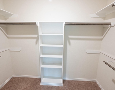 216 N Lynx Trail - Photo Thumbnail 24