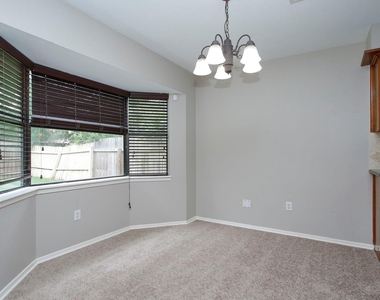 1 Greeningdon Street - Photo Thumbnail 6