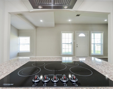 5238 Keystone Street - Photo Thumbnail 12