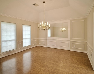 1839 Lake Winds Dr - Photo Thumbnail 15