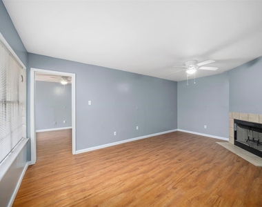 6415 South Lake Houston Parkway - Photo Thumbnail 2