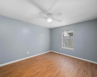 6415 South Lake Houston Parkway - Photo Thumbnail 12