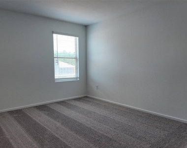 15917 Blass Valley Drive - Photo Thumbnail 18