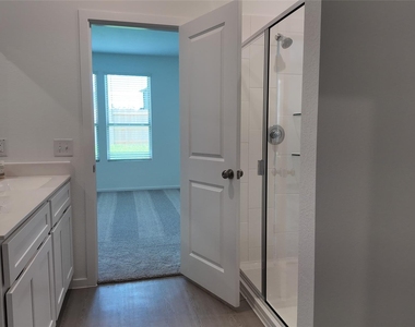 15917 Blass Valley Drive - Photo Thumbnail 10