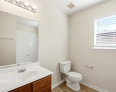 526 Remington Lodge Court - Photo Thumbnail 41