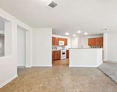 526 Remington Lodge Court - Photo Thumbnail 17