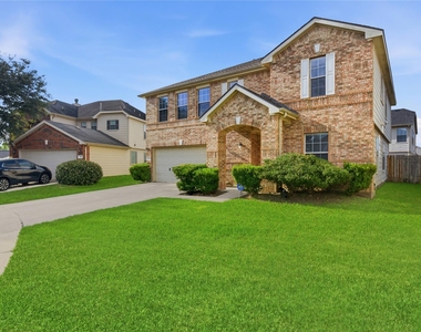 526 Remington Lodge Court - Photo Thumbnail 1