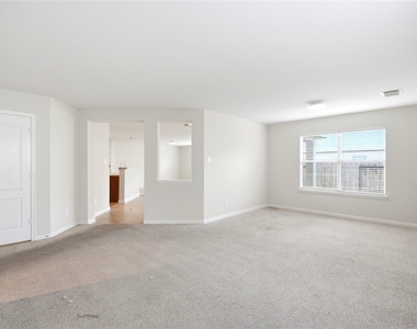 526 Remington Lodge Court - Photo Thumbnail 15