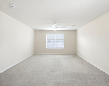 526 Remington Lodge Court - Photo Thumbnail 28