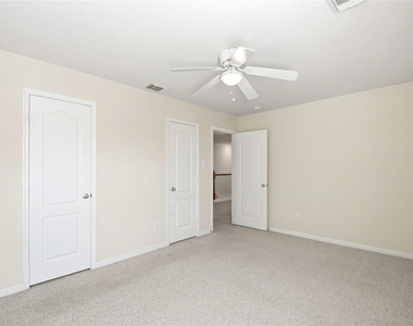 526 Remington Lodge Court - Photo Thumbnail 40