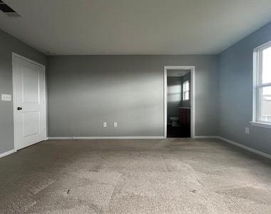 17823 Pumpkin Vine Drive - Photo Thumbnail 11