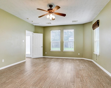 10410 Five Oaks Court - Photo Thumbnail 25