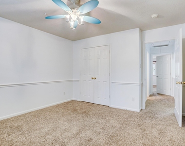10410 Five Oaks Court - Photo Thumbnail 31