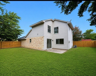 6706 Dinner Creek Court - Photo Thumbnail 9