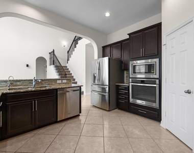 2665 Granite River Lane - Photo Thumbnail 12