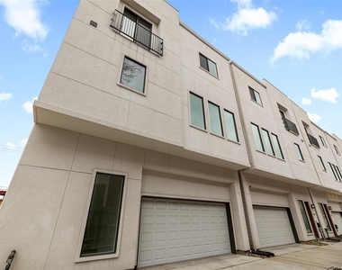 645 W 16th Street - Photo Thumbnail 24