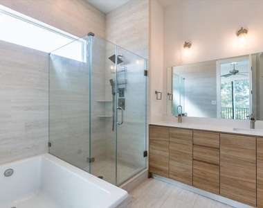 645 W 16th Street - Photo Thumbnail 22