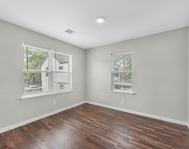 3025 Prospect Street - Photo Thumbnail 5