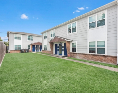 3025 Prospect Street - Photo Thumbnail 2