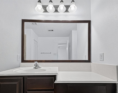 21415 Sagrantino Court - Photo Thumbnail 40