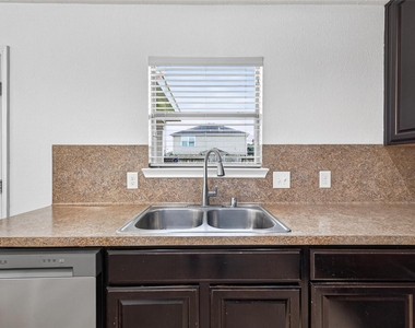 21415 Sagrantino Court - Photo Thumbnail 19