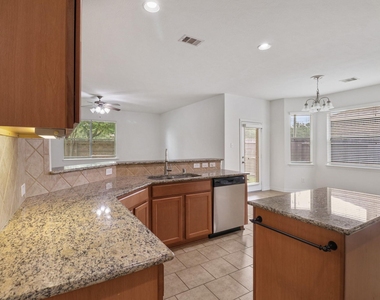 3611 Rocky Ledge Lane - Photo Thumbnail 6