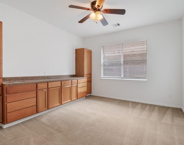 3611 Rocky Ledge Lane - Photo Thumbnail 20