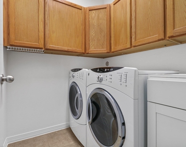 3611 Rocky Ledge Lane - Photo Thumbnail 26