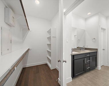 2603 Hutchins - Photo Thumbnail 29