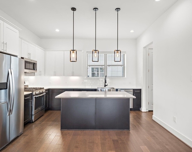 2603 Hutchins - Photo Thumbnail 17