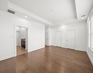 2603 Hutchins - Photo Thumbnail 25