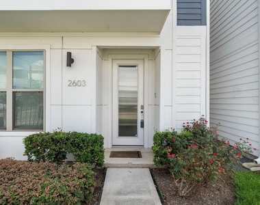 2603 Hutchins - Photo Thumbnail 3