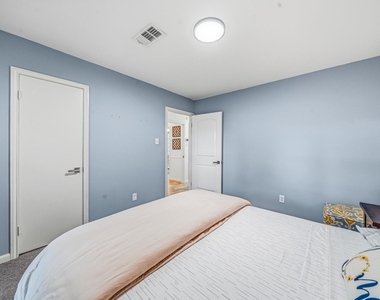 8426 Edgemoor Drive - Photo Thumbnail 28