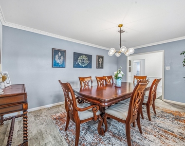8426 Edgemoor Drive - Photo Thumbnail 6