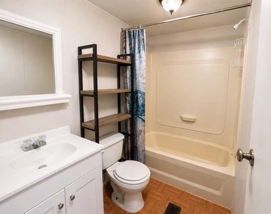 16640 Berry Road - Photo Thumbnail 9