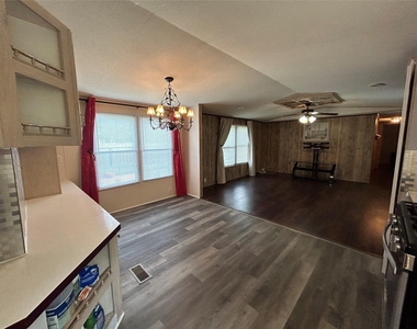 16640 Berry Road - Photo Thumbnail 2