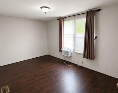 16640 Berry Road - Photo Thumbnail 8