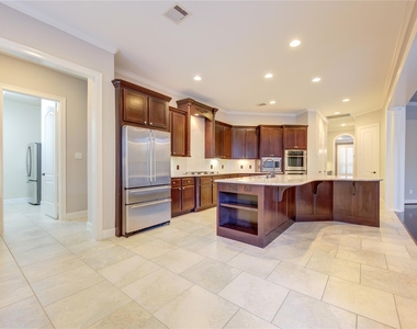 4711 Derbywood Glen Lane - Photo Thumbnail 15