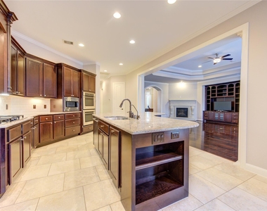 4711 Derbywood Glen Lane - Photo Thumbnail 14