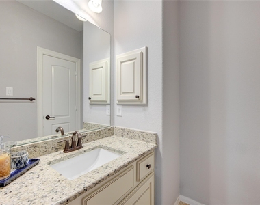 4711 Derbywood Glen Lane - Photo Thumbnail 38