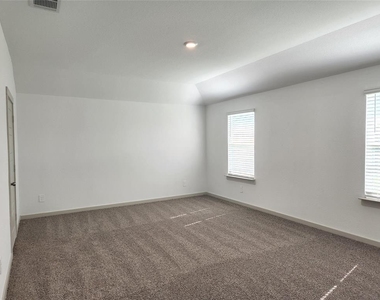 7826 Sleek Flock Lane - Photo Thumbnail 8