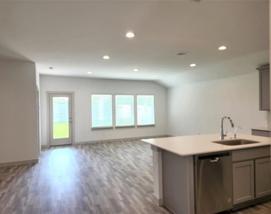 7826 Sleek Flock Lane - Photo Thumbnail 2