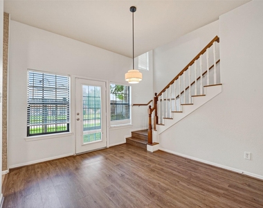2346 Bermuda Shores Drive - Photo Thumbnail 12
