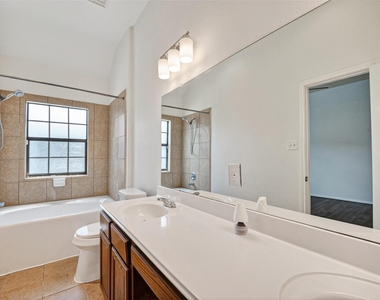 2346 Bermuda Shores Drive - Photo Thumbnail 17