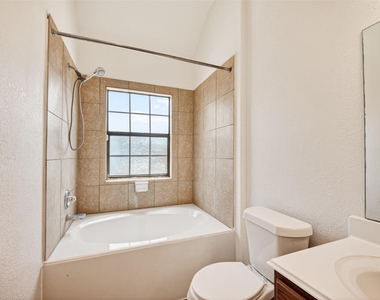 2346 Bermuda Shores Drive - Photo Thumbnail 18