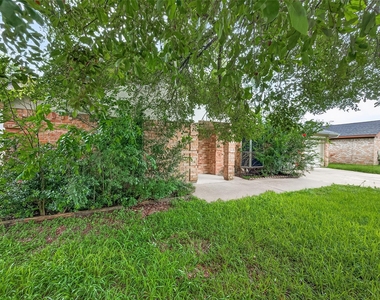 7214 Addicks Clodine Road - Photo Thumbnail 2