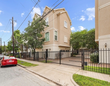 2418 Ralph Street - Photo Thumbnail 1