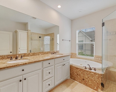 2418 Ralph Street - Photo Thumbnail 6